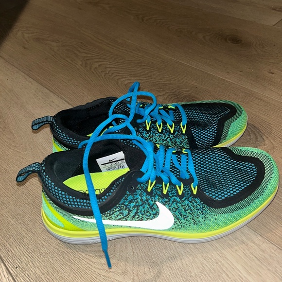 Nike running shoes - Picture 4 of 6